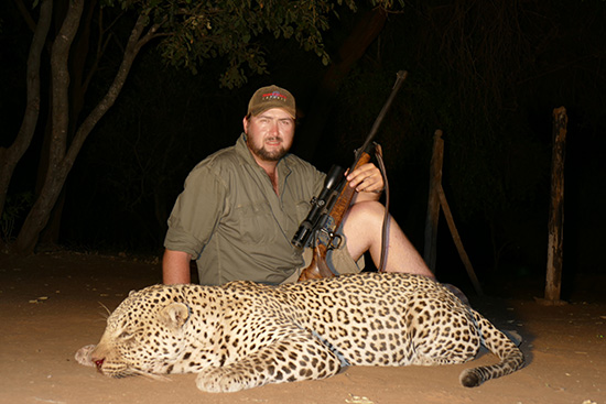 Leopard Hunting Gallery